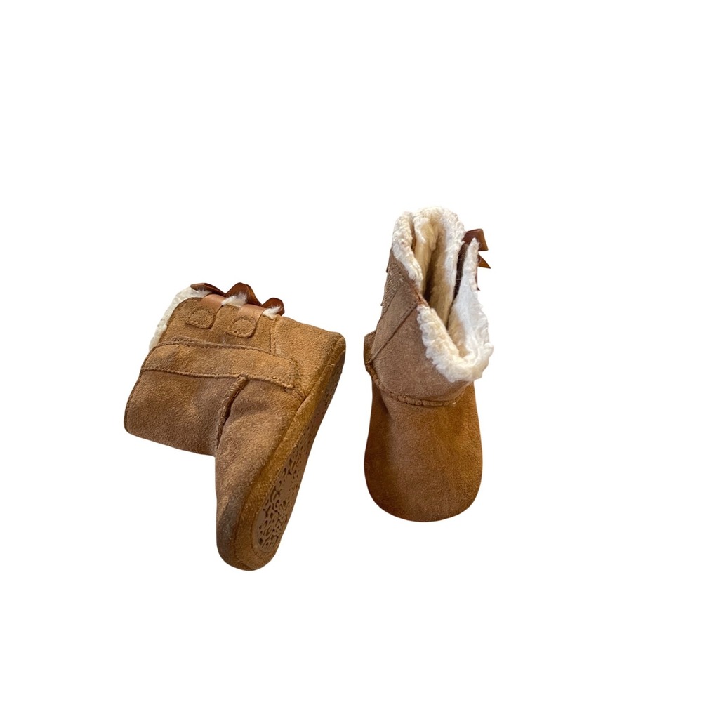 UGG Australia Kids Brown Suede Sheepskin Lined Boots with Bows 6-12 months